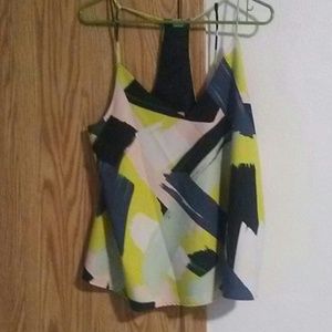 Flowy tank